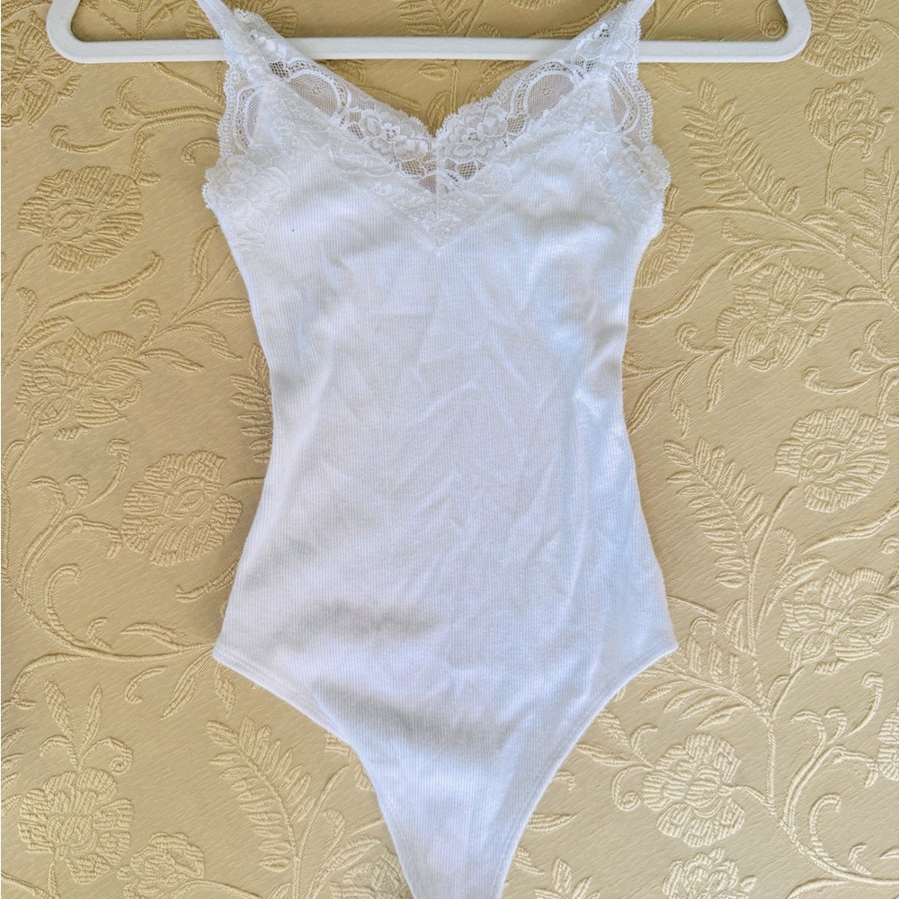 Abercrombie & Fitch Bodysuit